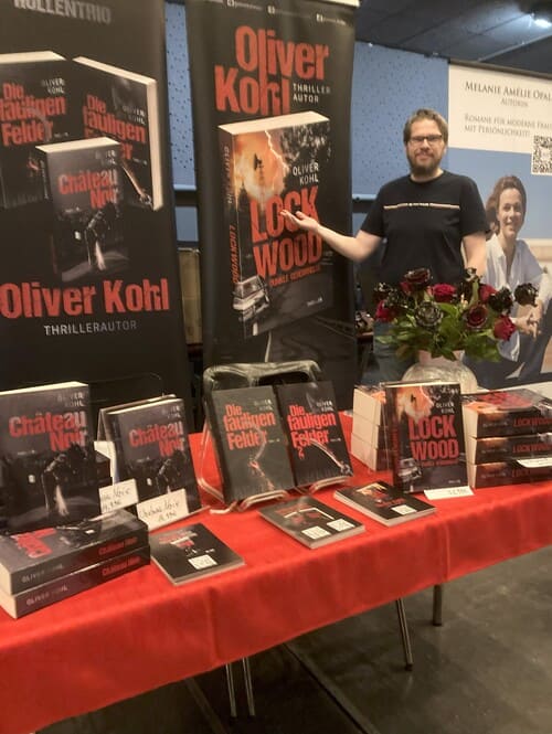 Autor Oliver Kohl an seinem Stand