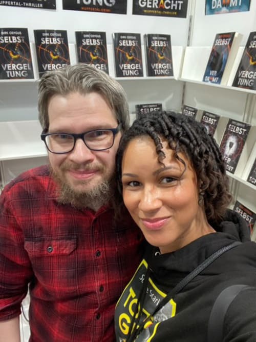 Thrillerautor Oliver Kohl und Autorin Sophie